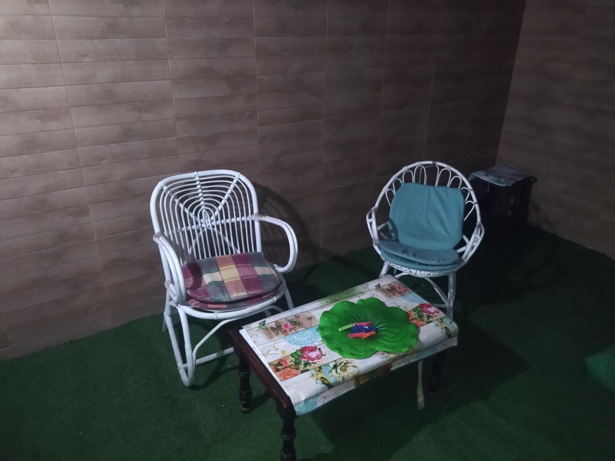 Отель Habitacion Hippie En Casa Compartida Картахена Экстерьер фото